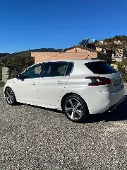 Peugeot 308 - foto 4 di 8