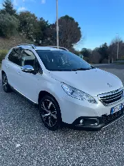 Peugeot 2008 - foto 2 di 5