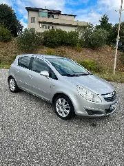 Opel corsa - foto 2 di 6